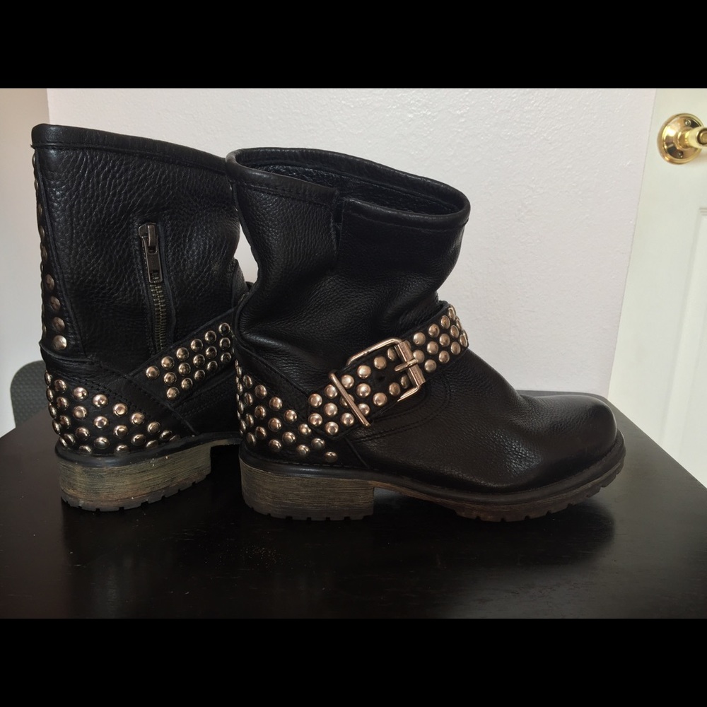 Steve Madden booties with studded belt